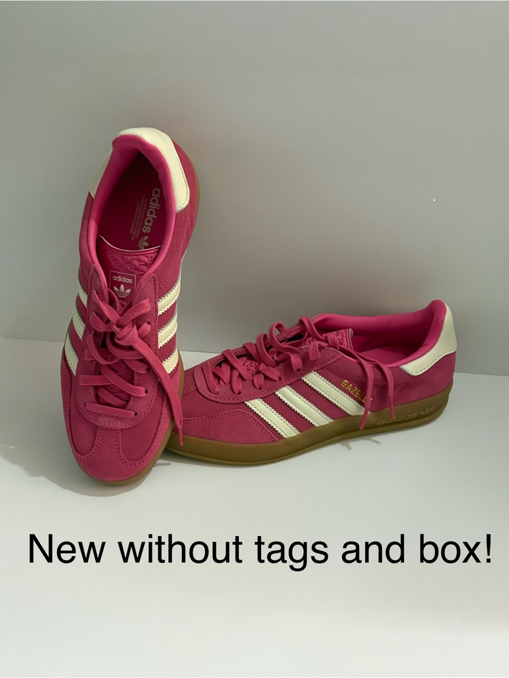 adidas Women’s Pink Suede Sneakers with Cream Stripes.🚨New without tags and box🚨